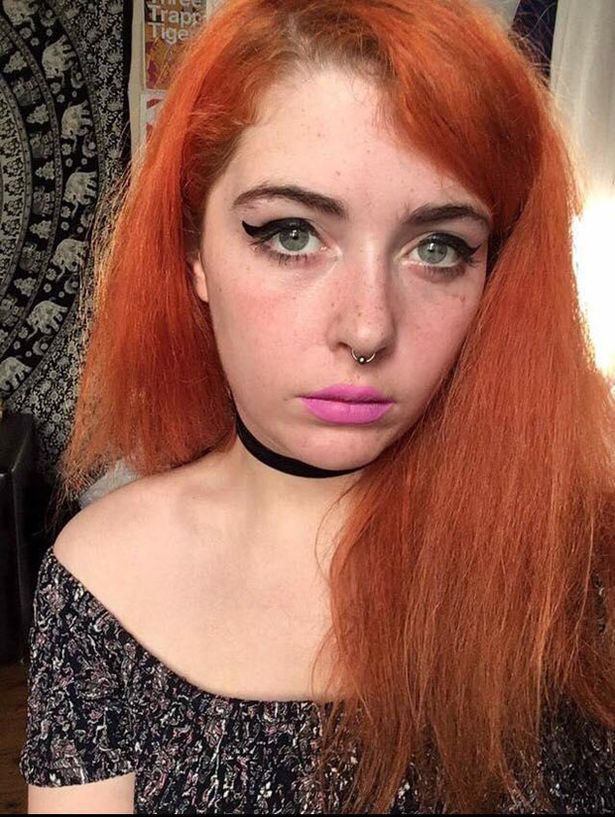 英25岁女孩兼职甜心宝贝，4年邂逅50名糖爹，身心俱疲不能自拔