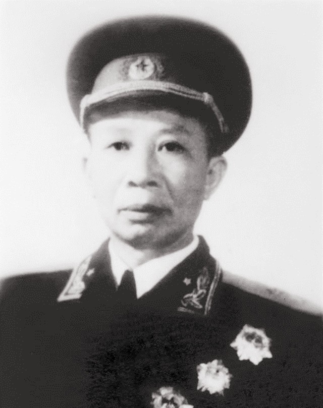 四个特务侦查敌情全集,四个日本特工潜入八路军内部