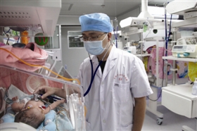 三十余载从医路诠释医者心,行医路任重而道远