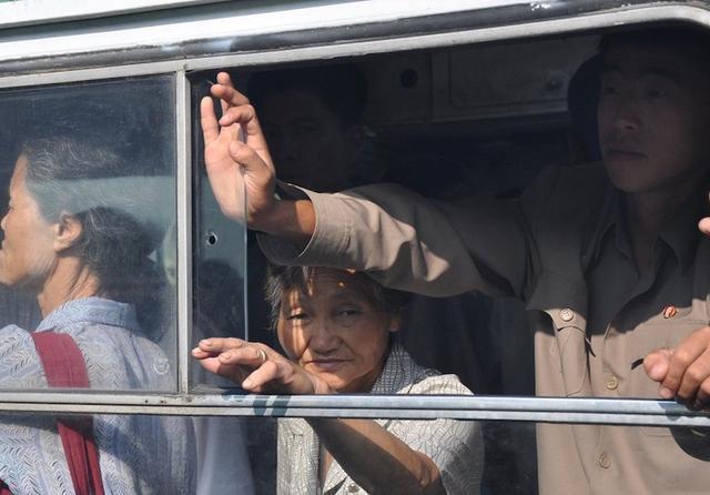 朝鲜女兵霸气眼神,朝鲜人眼中的女性特点