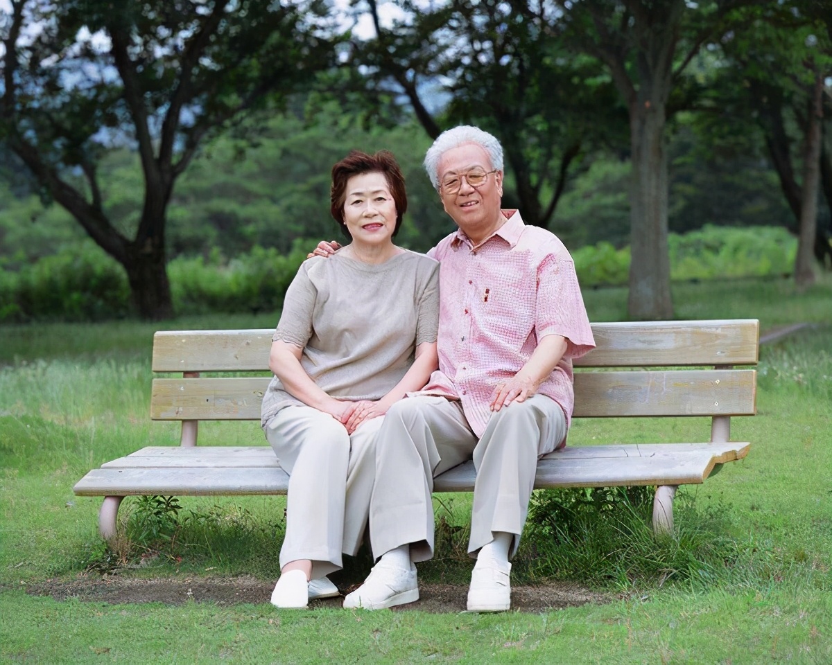 选择丁克的夫妻后来过得怎么样,一生无子的丁克夫妻晚年过得怎样