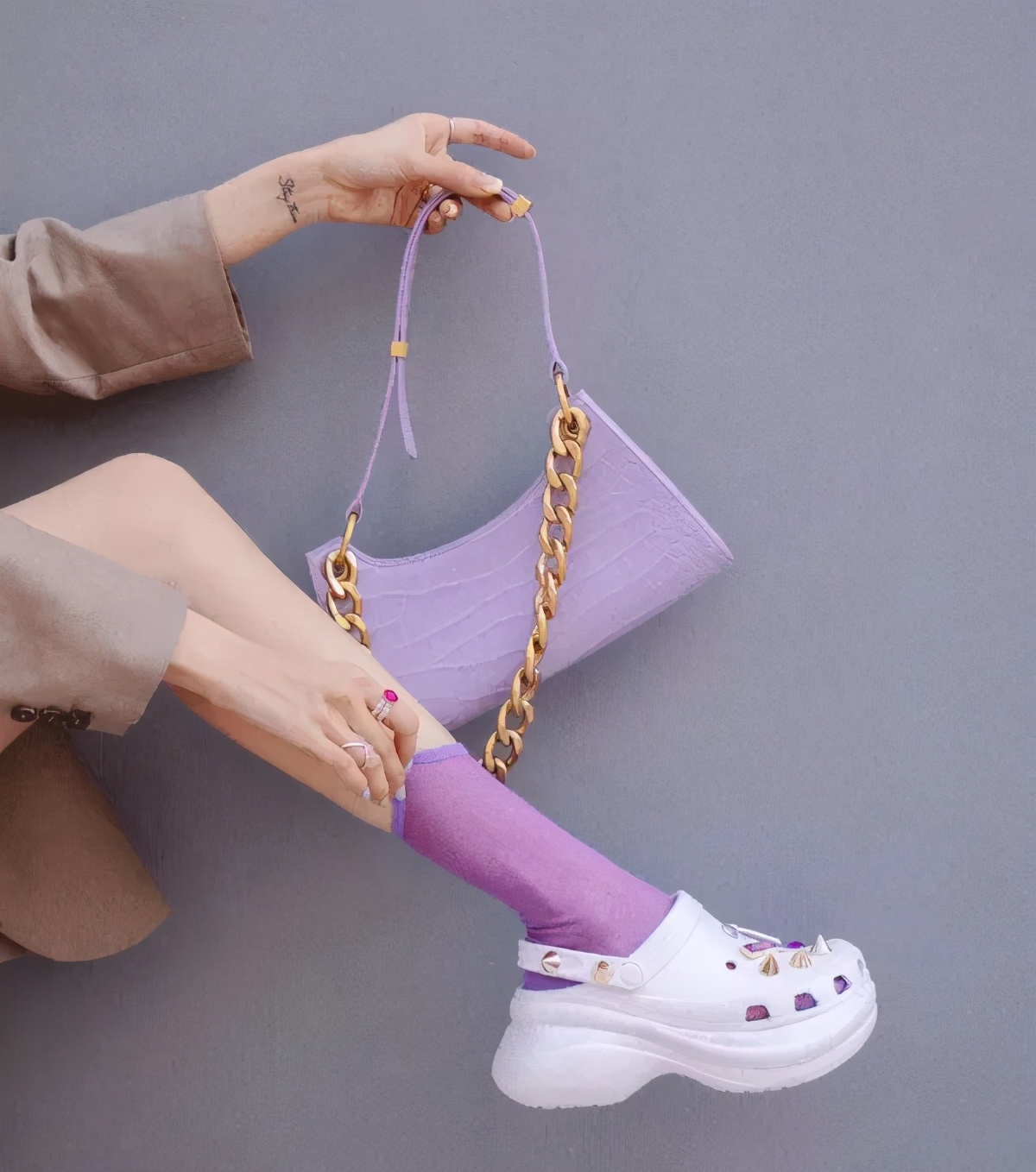 圆头鞋怎么搭配衣服好看,圆头鞋的教程