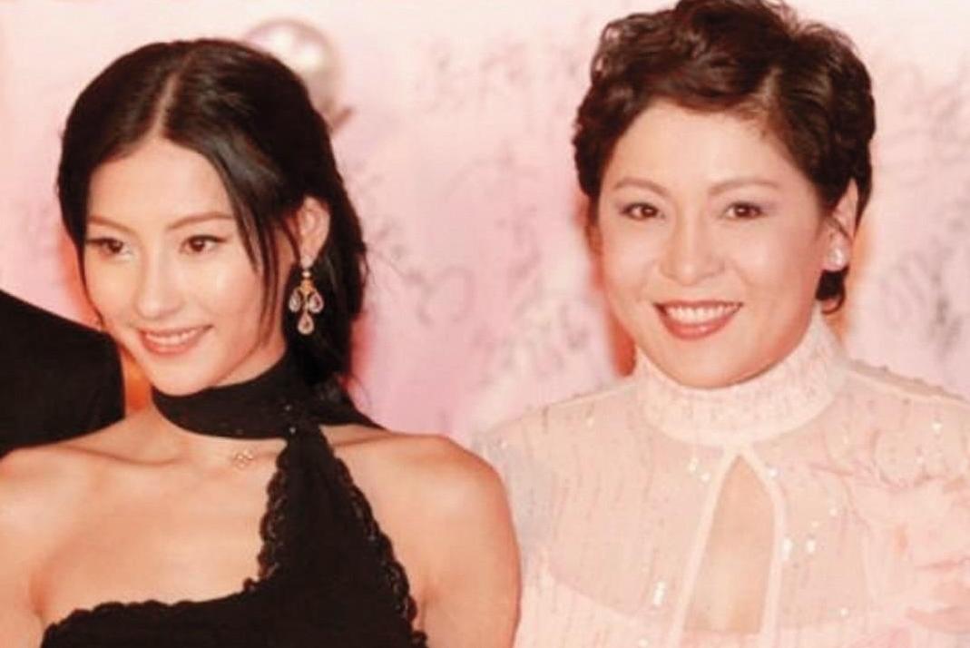 曾经的玉女掌门人张柏芝现状,张柏芝曾经的玉女掌门人