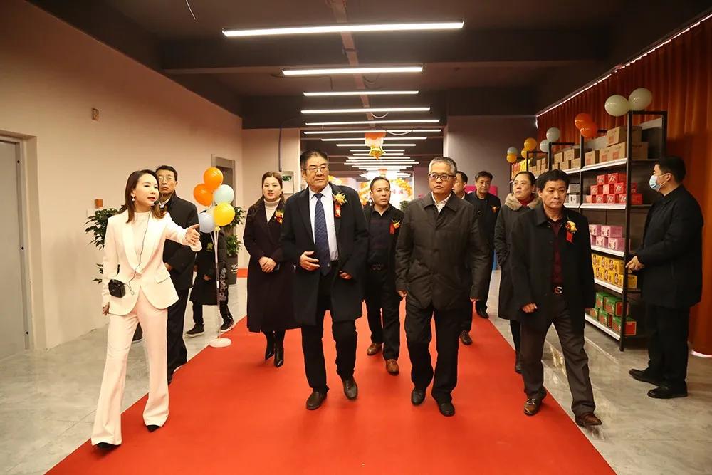 山东零售电商直播基地,华强大厦电商直播基地