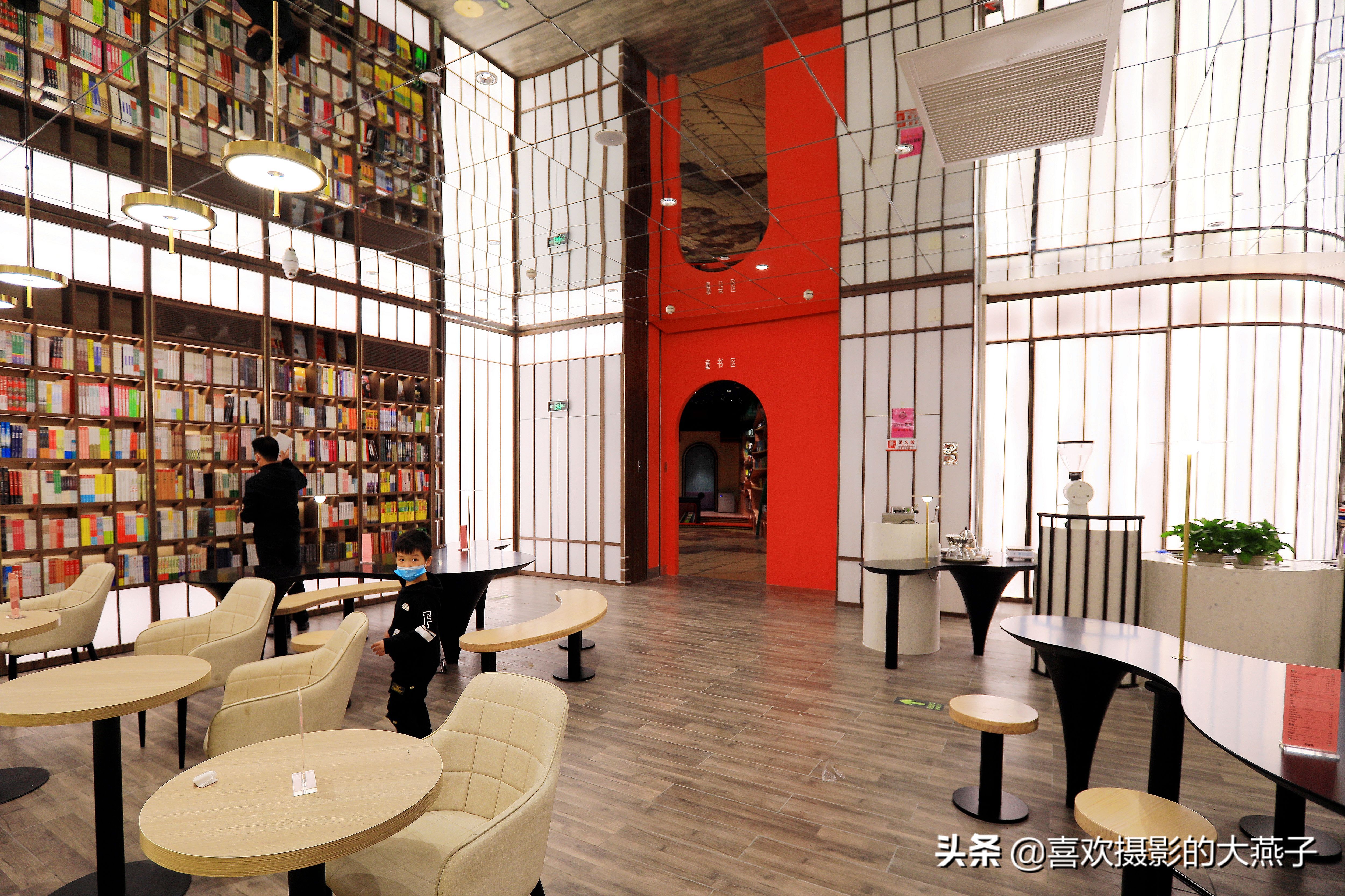 钟书阁北京老佛爷书店,北京钟书阁老佛爷店怎么去