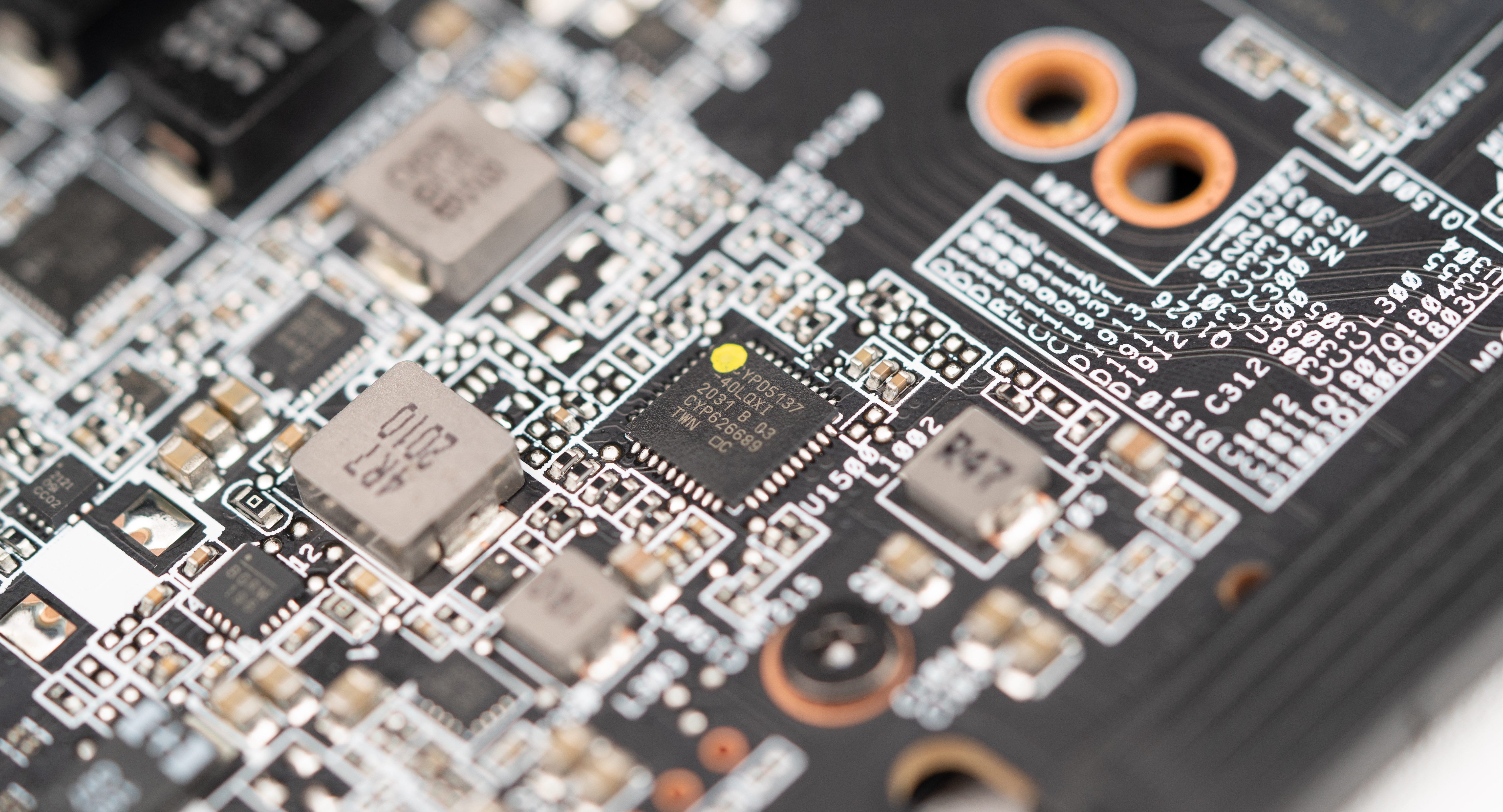 华擎rx6800显卡相当于什么水平,华擎6800显卡测评