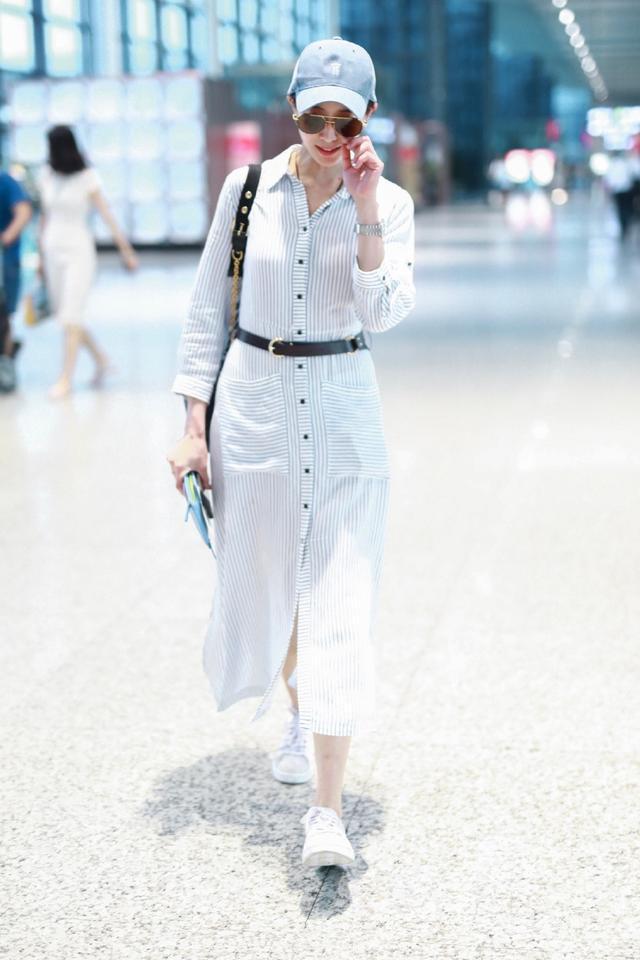 女生千万不要穿短裙子,女人别穿太俗气春天新款连衣裙