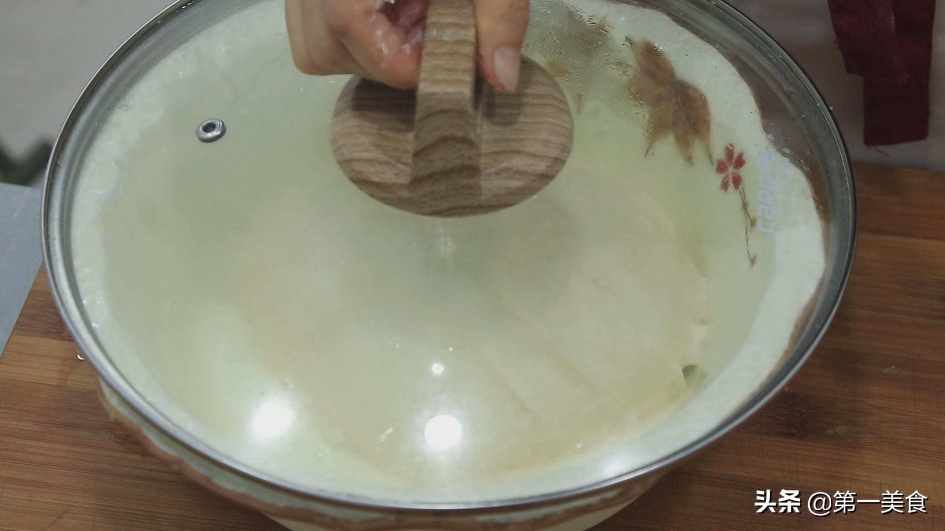 面点师制作手撕面包教程,面点师如何烘焙面包