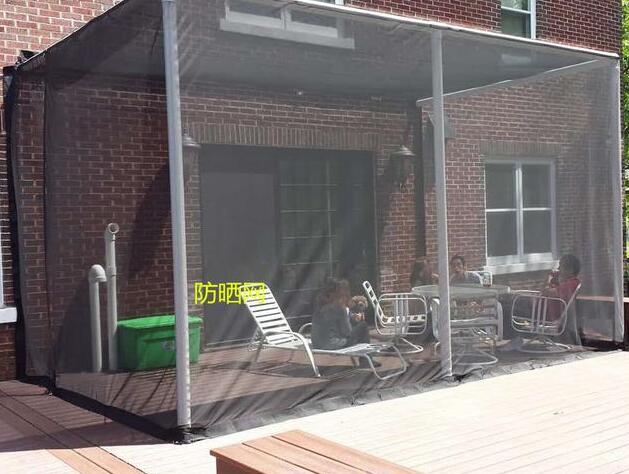 学学外国人露台从不做封闭阳光房，拉一层黑网能隔热，可拆卸