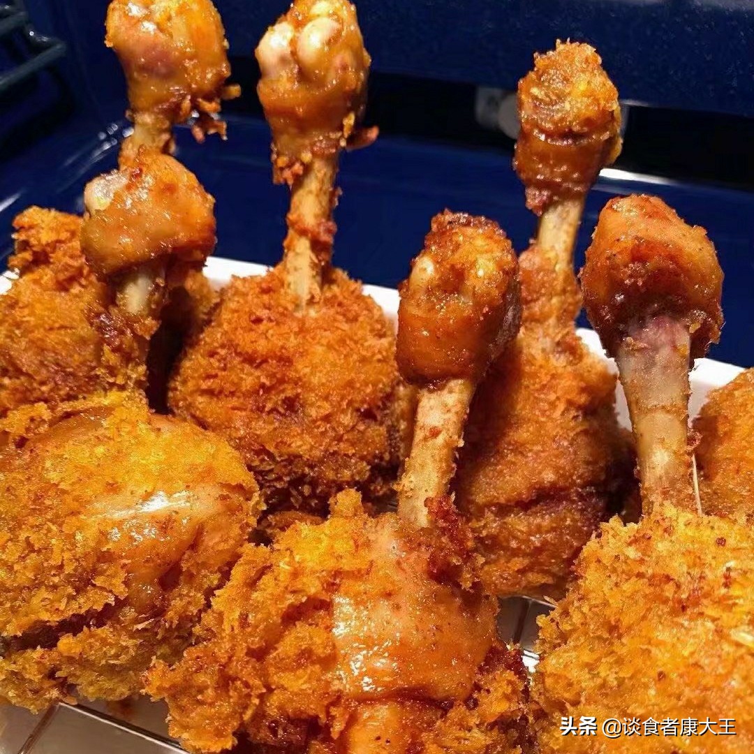 肯德基炸鸡腿是怎么做的,原来肯德基的鸡翅是没有骨头的
