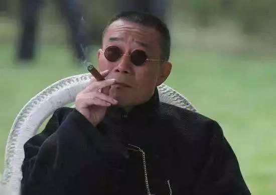 如何突破赚钱难的维度,如何摆脱困境赚钱