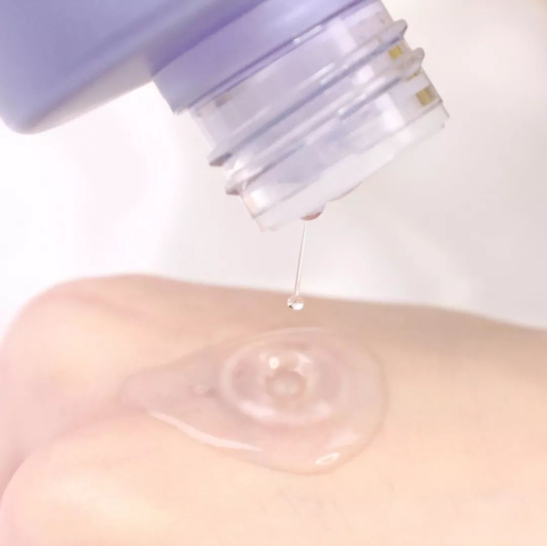 德妃紫苏水乳和黛珂水乳哪个更好,黛珂紫苏水牛油果乳液与德妃水乳