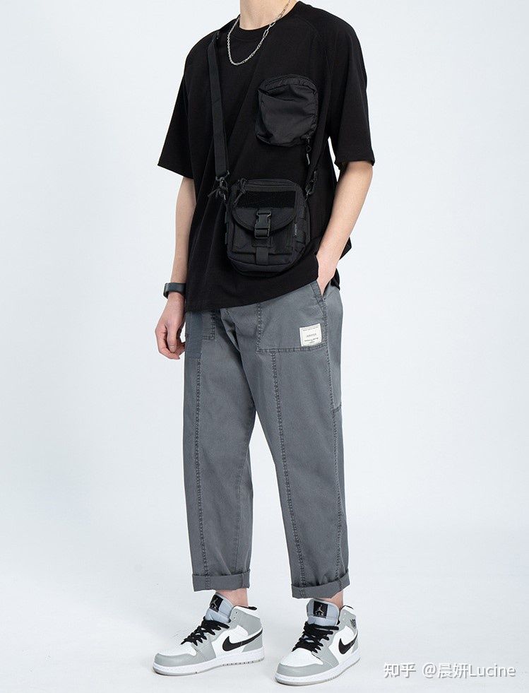 很矮的男生怎么穿搭,长得矮的男生穿衣搭配技巧