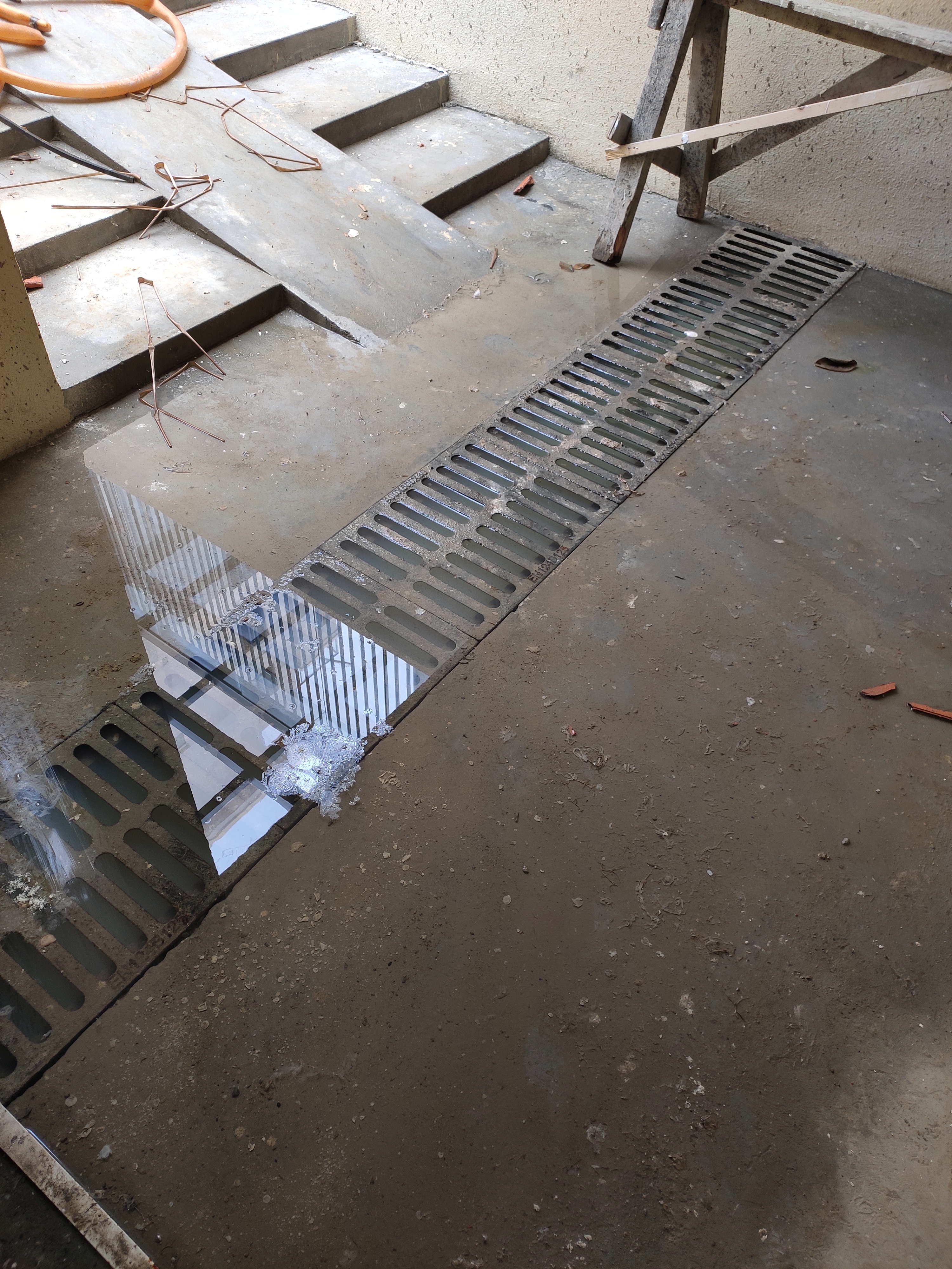 文一塘溪津门再曝质量,文一塘溪津门业主维权事件