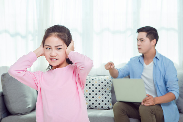 一辅导孩子作业就发火,一辅导作业就大吼大叫