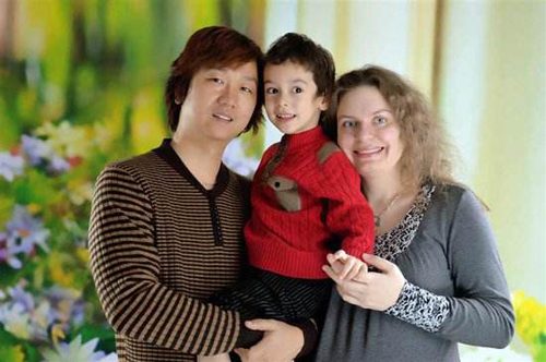 中国3000万男光棍问题怎么解决,现在3000多万单身男光棍该怎么办