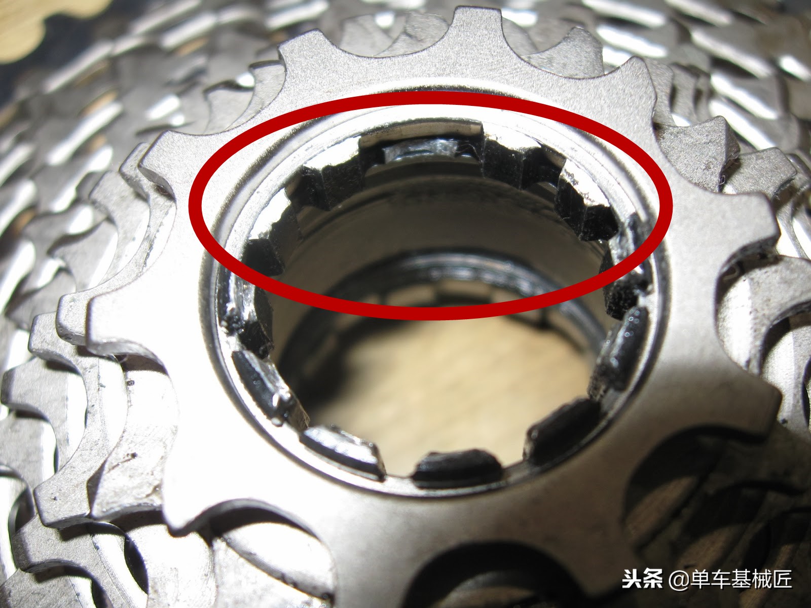 如何拆卸sram飞轮,sram的飞轮坏了能修吗