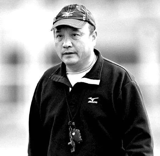 殷铁生足球视频,殷铁生山东足球视频