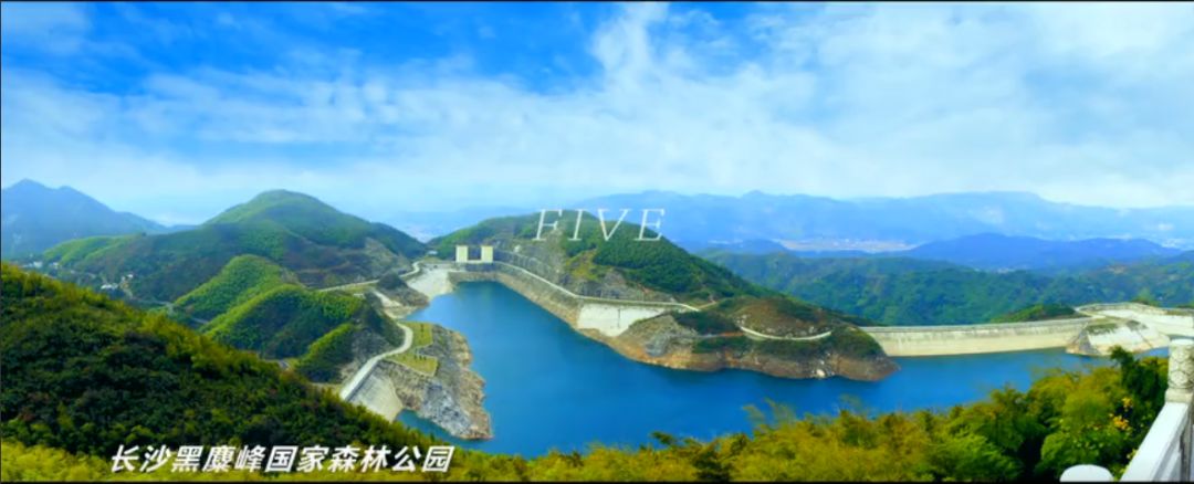 今天，我们为望城区加油！奥体中心、高铁西城、月亮岛文旅…蝶变中的望城，值得每个湖南人期待