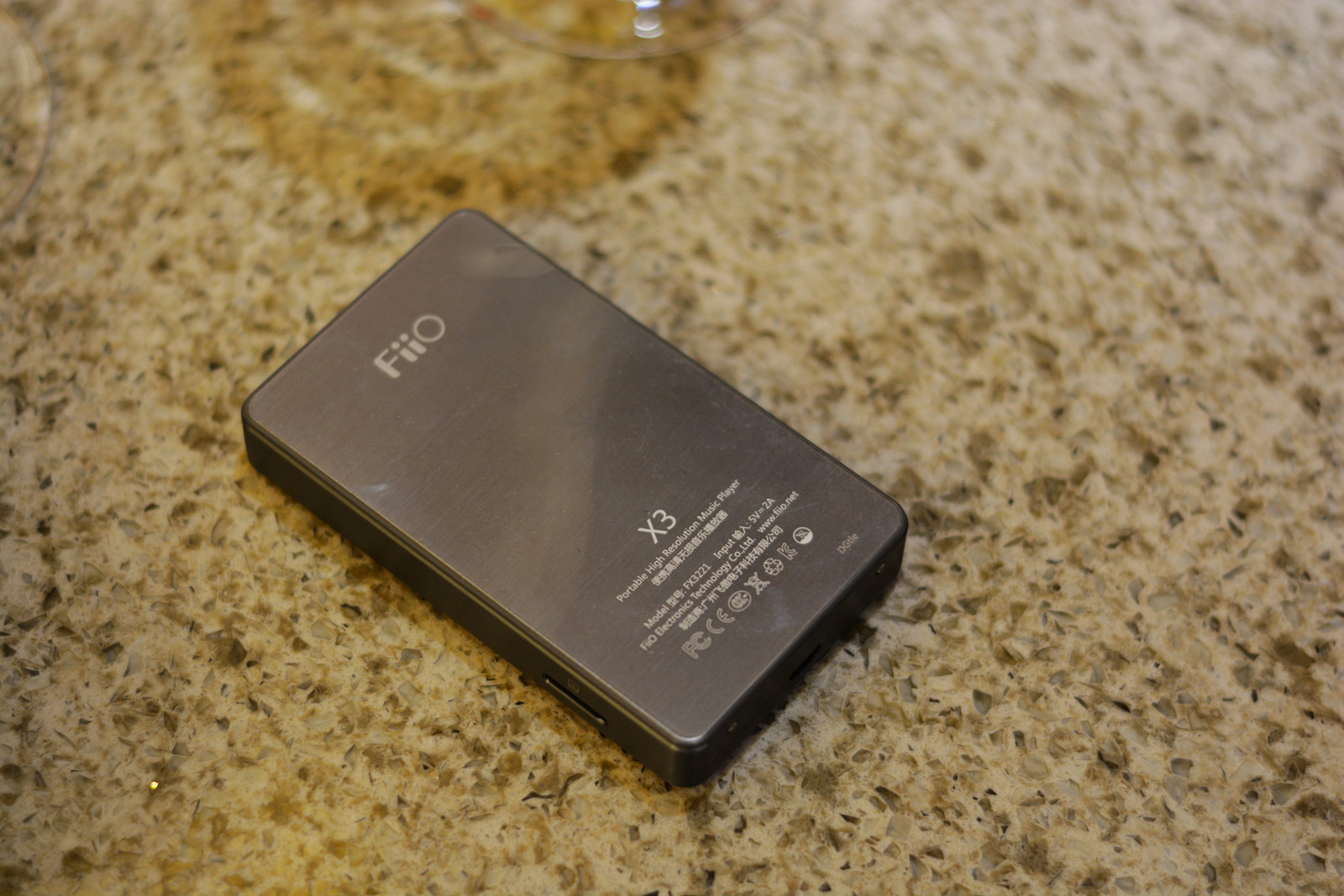 重拾学生时期听歌心情——飞傲X3K无损*放播**器把玩