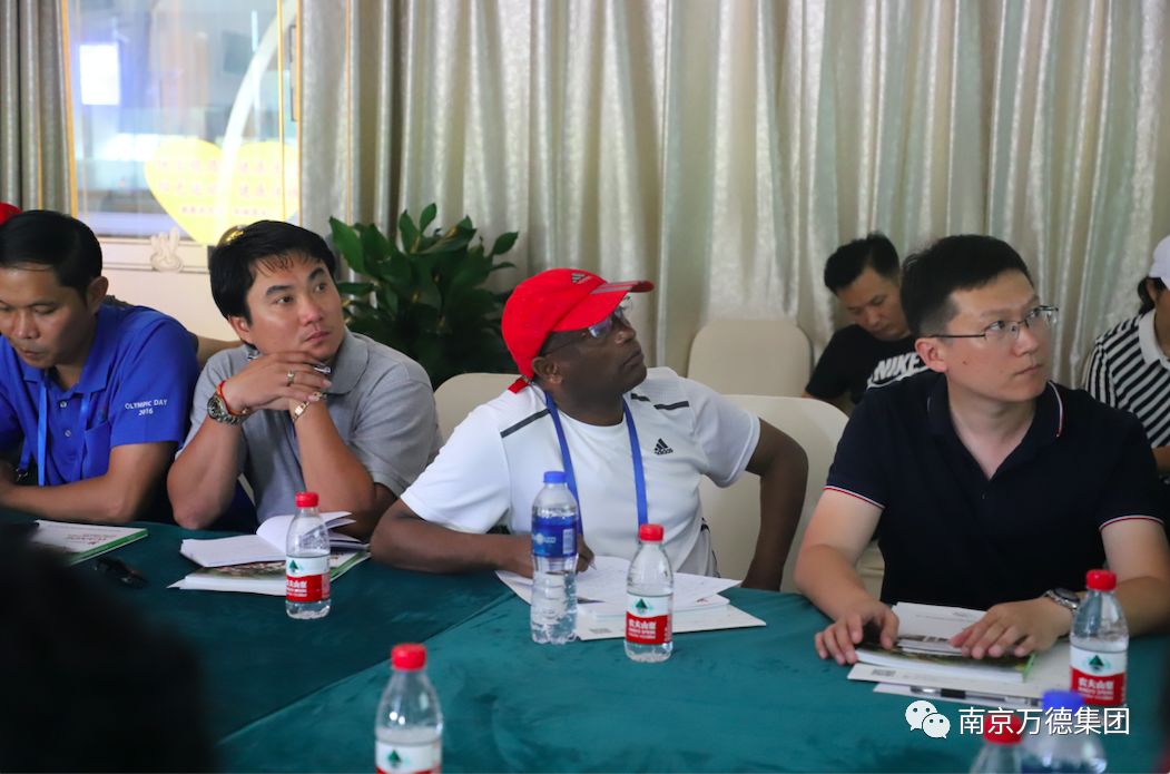 体育让南京万德集团与“一带一路”牵手，共建友谊桥梁