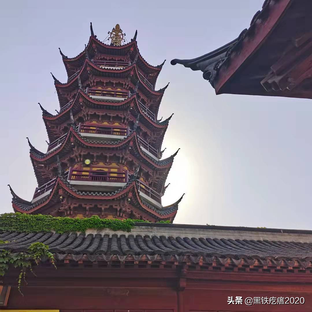 南京旅游攻略住宿酒店大学生,南京旅游攻略必去十个景点