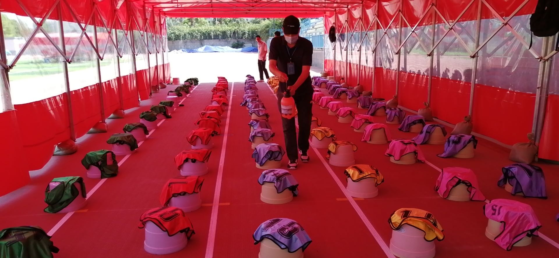 一切为了学生的发展,一切为了学生一切依靠学生