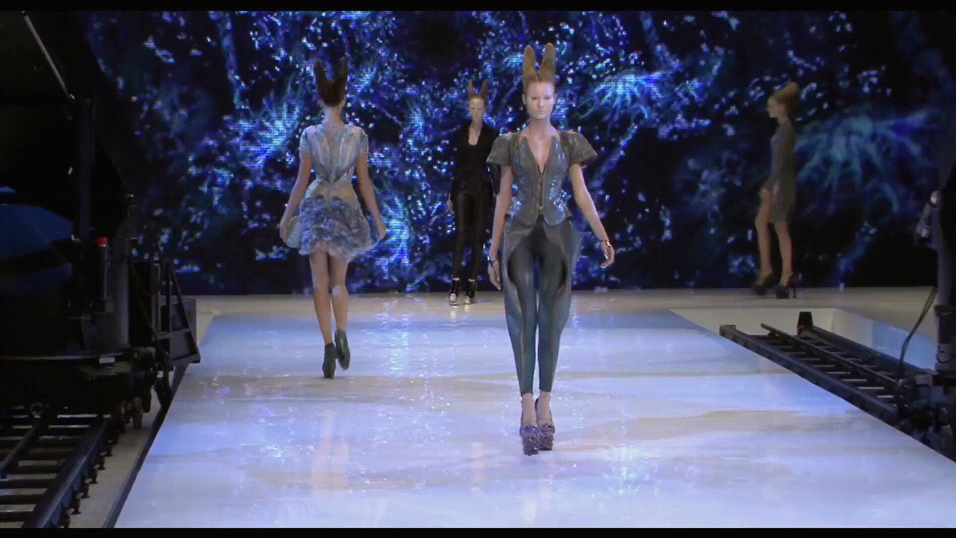 亚历山大麦昆风格,亚历山大麦昆年轻时