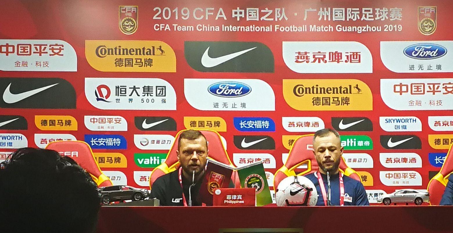 都乱了,国足5比0胜艾克森归化