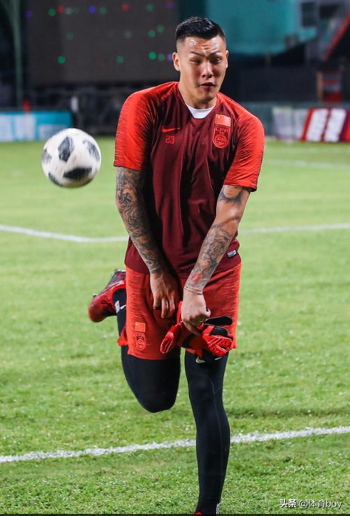 国足最强锋线,国足最强中锋艾克森