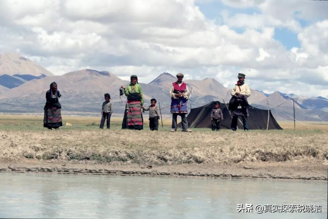 二十个男人和一条江（附：每个队员大头照）