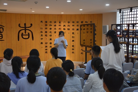 新学期的校园生活多彩社团,丰富多彩的社团活动记录校园生活