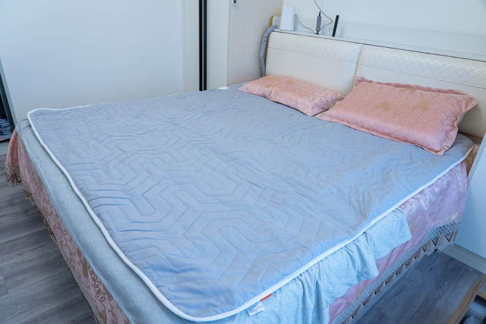 夏天太潮可以用电热毯吗,有必要用电热毯吗