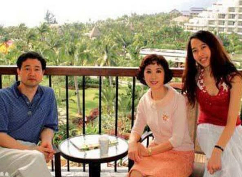 80年代第一美女龚雪近况,八十年代电影演员龚雪近况