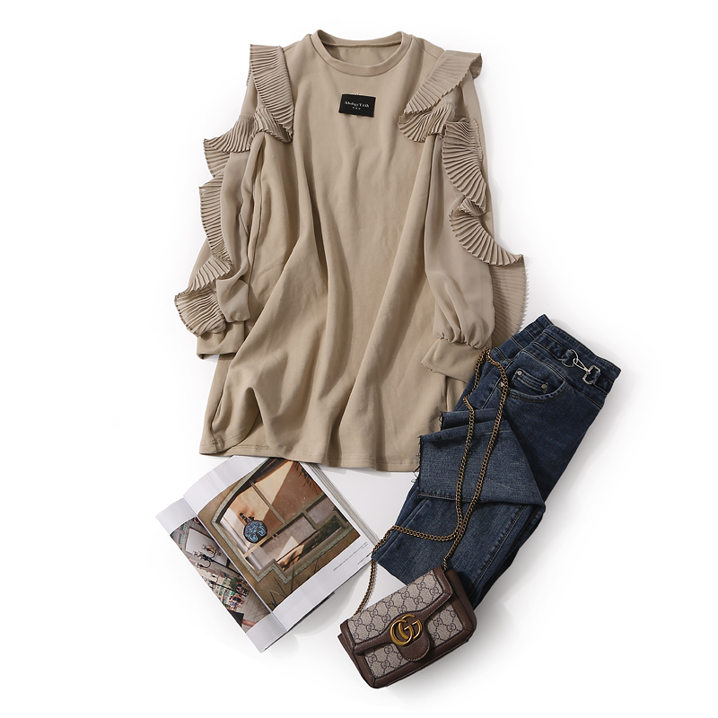 新年聚会要时髦得刚刚好 (春节聚会想穿得洋气)