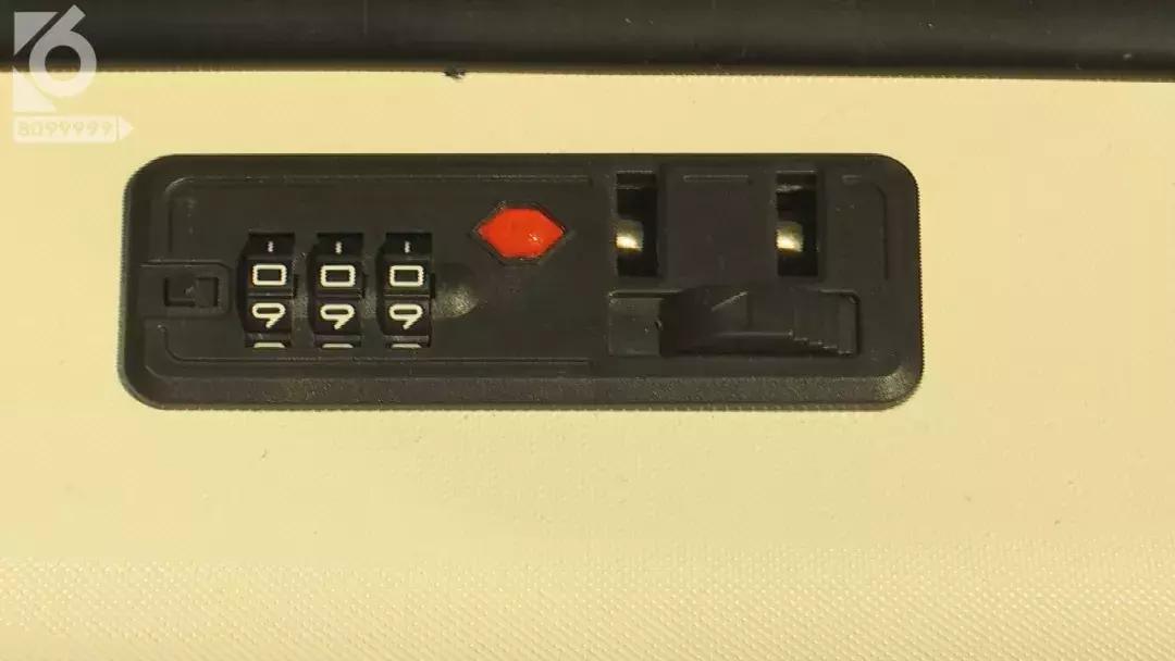 怎么用旅行箱密码锁,有没有让行李箱直接解锁的方法