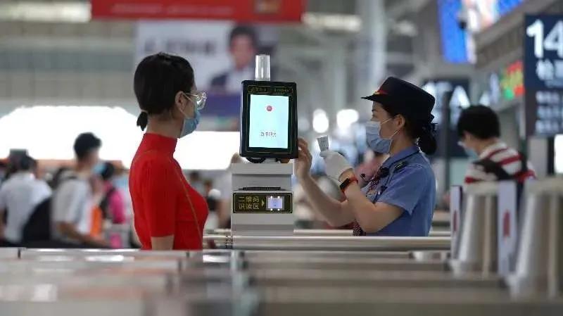 我是大一小萌新，学生票到底怎么买？