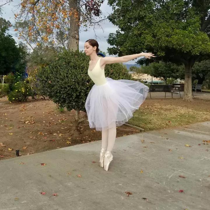 凭北极星一角成新女神,帅到连女人都能征服,还是门萨学霸!