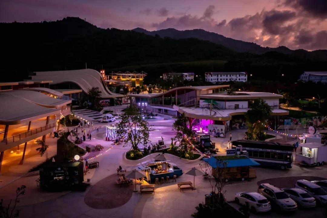 打卡亚洲新进最大水上乐园Bluetree嗨翻天