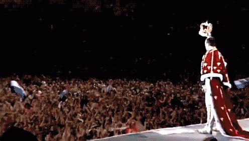 「绿茵场」皇后乐队的绿茵摇滚：我们将陪你战斗直到最后