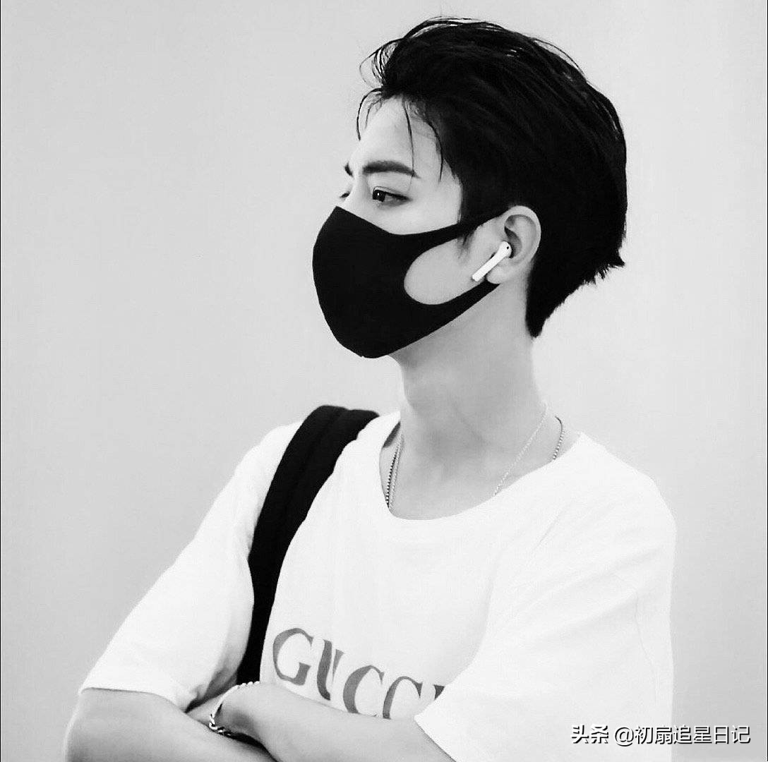 肖战采访都是自己说的吗,肖战采访时说不知道粉丝做过什么