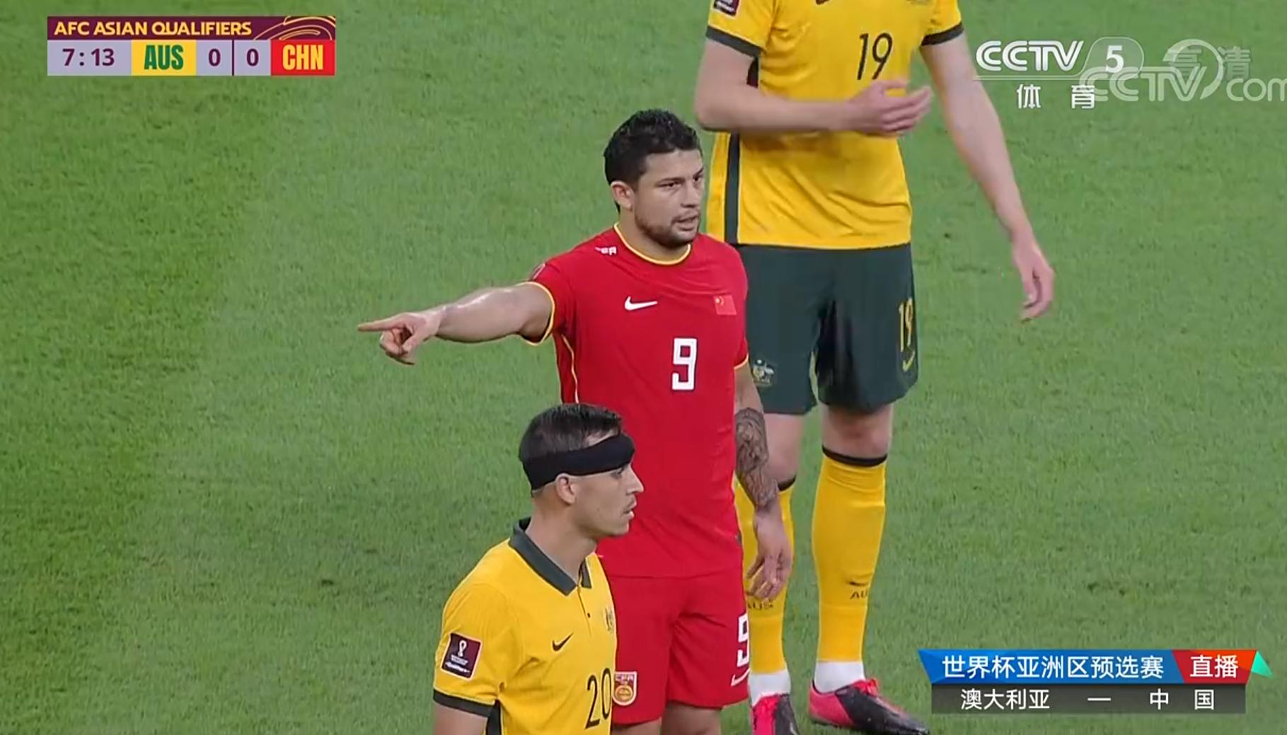 李铁赛后落寞眼神,李铁赛后谈球队