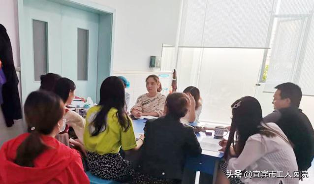 科室有故事】我们一起讲——第一个故事尿毒症患者李阿姨的锦旗