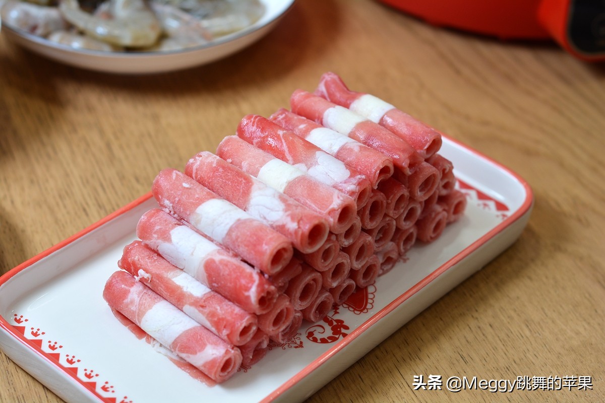 自制清水涮火锅,在家涮火锅必备什么菜和底料最好