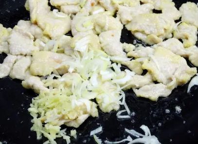 炒肉片又老又柴怎么补救,炒的肉片硬是什么原因