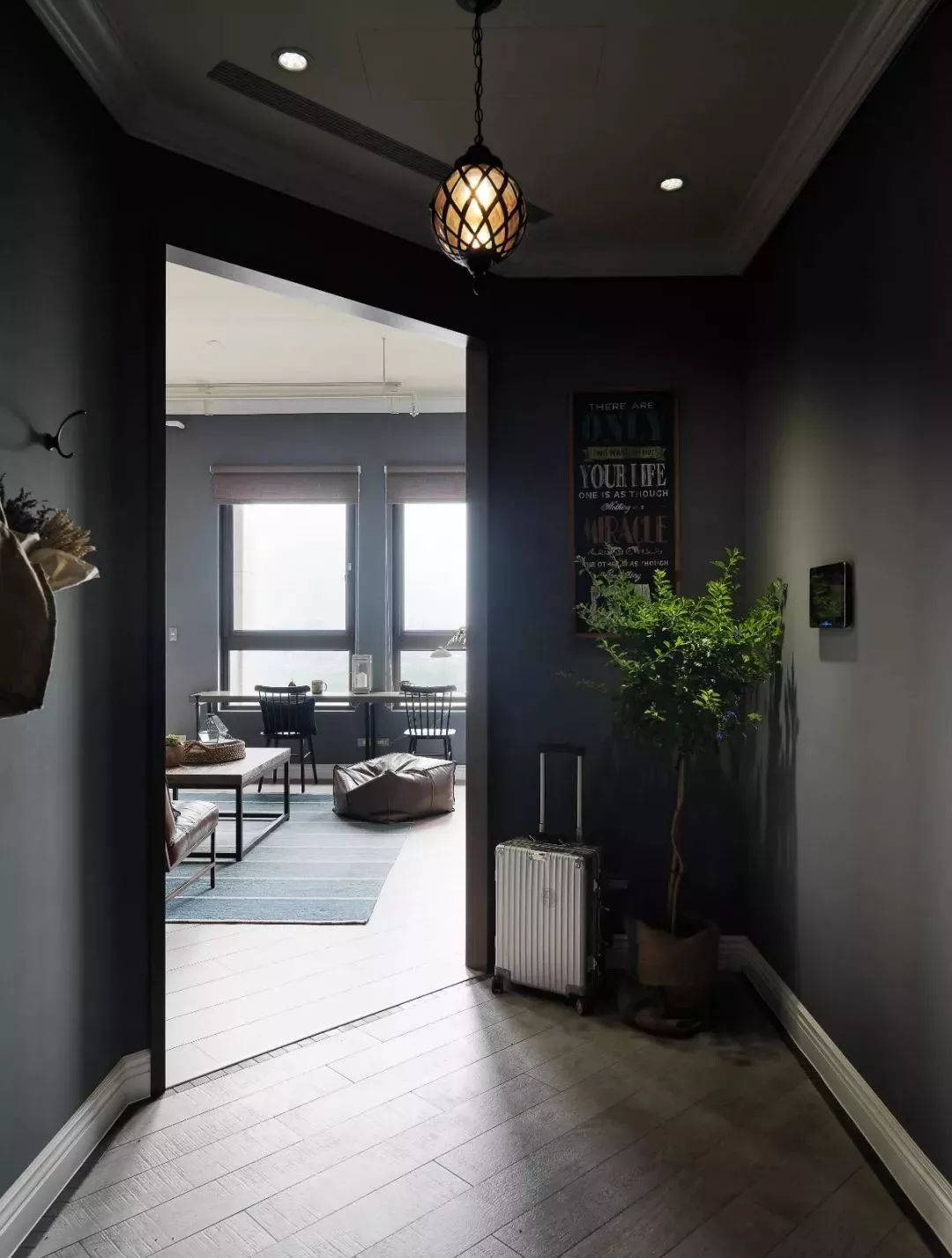 你家的踢脚线选对了吗,家中的踢脚线怎么搭配最适合