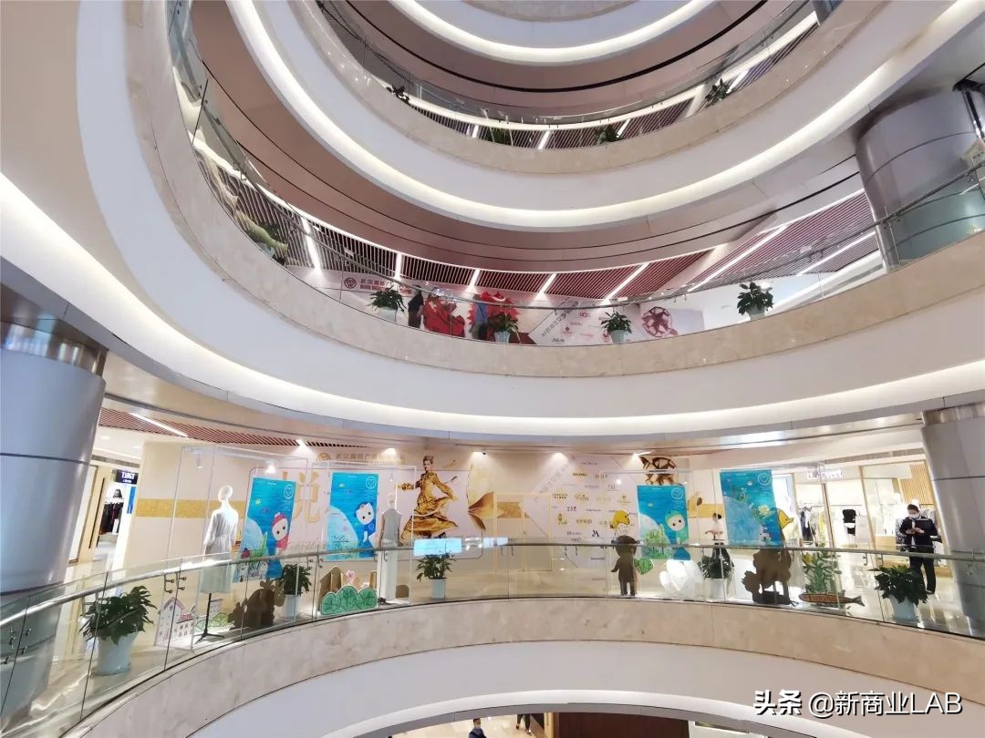 武商武汉国际广场变形记，拥抱变革，推动发展