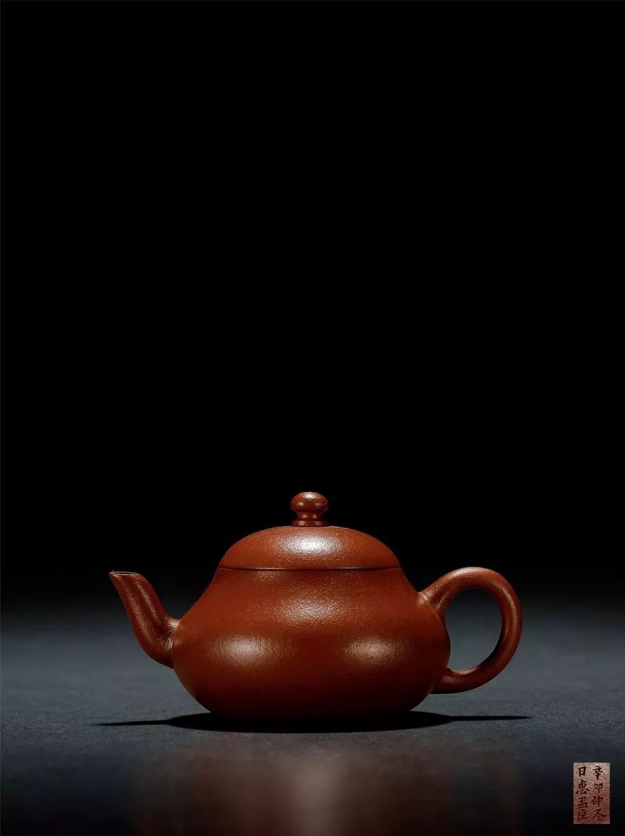 陈鸣远松鼠柿子壶,陈鸣远真品紫砂笋形茶壶拍卖价