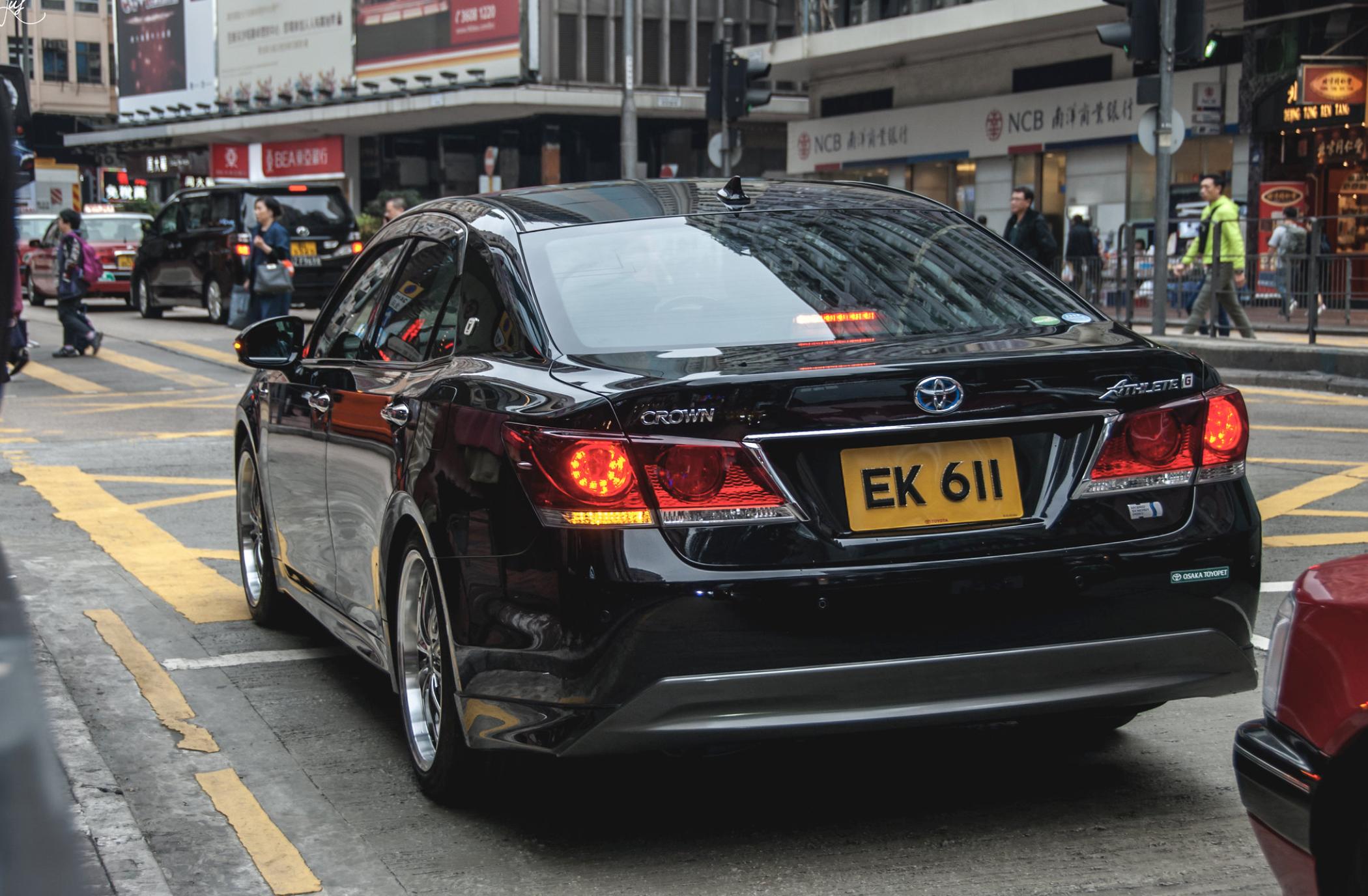 没落的日系三大旗舰车，本田里程、丰田皇冠、日产风雅你都认识吗