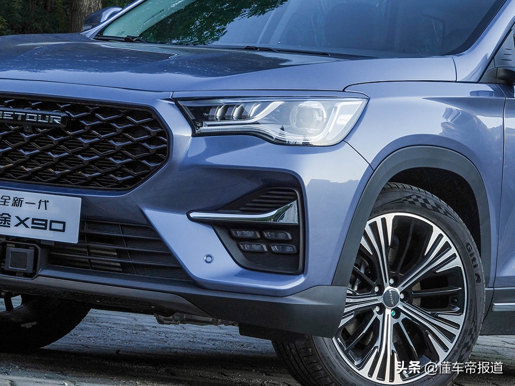 捷途x702020款1.5t手动悦行版7座,2020款捷途x70plus